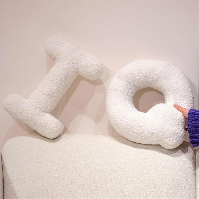MOJUN Letter Pillows, Soft Plush Decorative Initial Letter Shaped Throw Pillows for Sofa Couch Bed, Cute Letter Pillows English Alphabet A to Z for Living Room Bedroom Floor Car Decoration, O