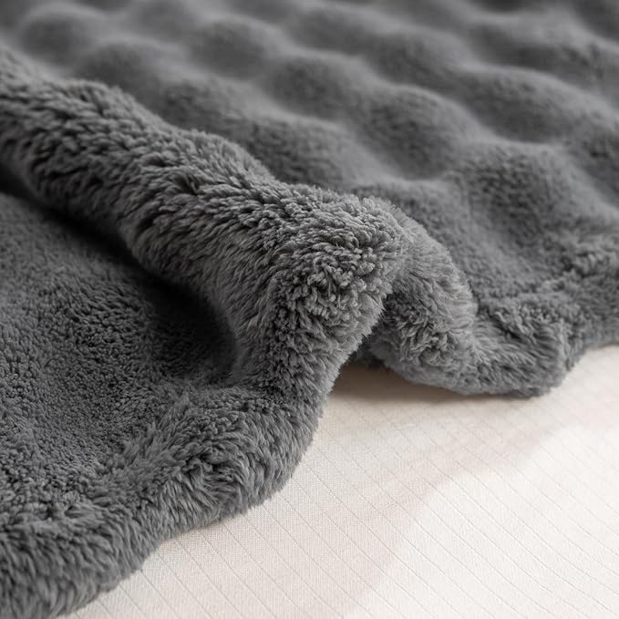 YUSOKI Luxury 3D Bubble Throw Blanket 3.1lb,All Ages,Home Decoration, (Grey,60 * 80inches)