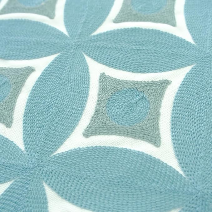 Embroidered Decorative Throw Pillow Cover, 18"x18" Set of 2, Farmhouse Pillowcase Blue Knit Pattern Cotton Canvas Cushion Case Square Floral Pillow Case for Sofa Couch Bed Living Room