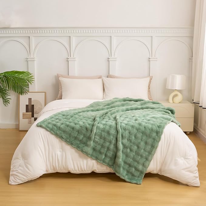 YUSOKI Luxury 3D Bubble Throw Blanket 2lb,All Ages,Home Decoration, (Sage Green,50 * 60inches)