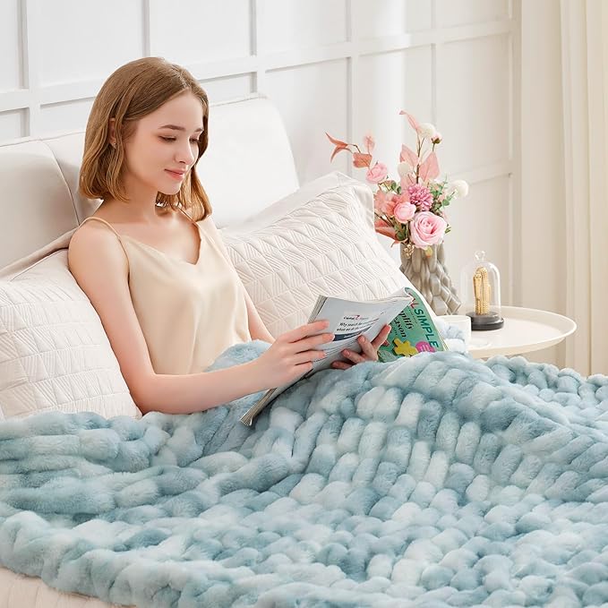 Ultra Soft Luxury Faux Fur Throw Blanket for Counch,Fuzzy Fluffy Plush Warm Cozy Elegant Wrinkled Blanket for Sofa Bedroom Living Room,(50"x60",Tie-dye Freshwater Blue)