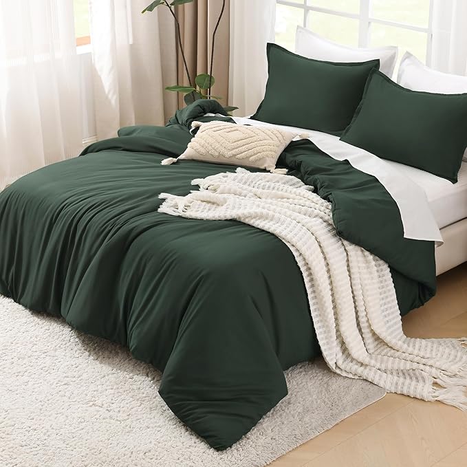 Litanika Forest Green Comforter Full Size, 3 Pieces Lightweight Solid Bedding Set, All Season Fluffy Bed Set (79x90In Comforter & 2 Pillowcases)
