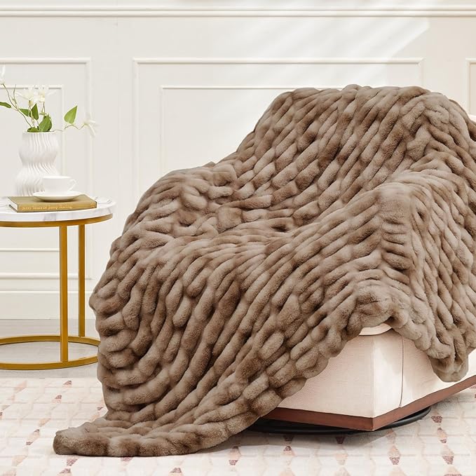 Ultra Soft Luxury Faux Fur Twin Blanket for Counch,Fuzzy Fluffy Plush Warm Cozy Elegant Wrinkled Blanket for Sofa Bedroom Living Room,(60"x80",Tie-dye Coffee)