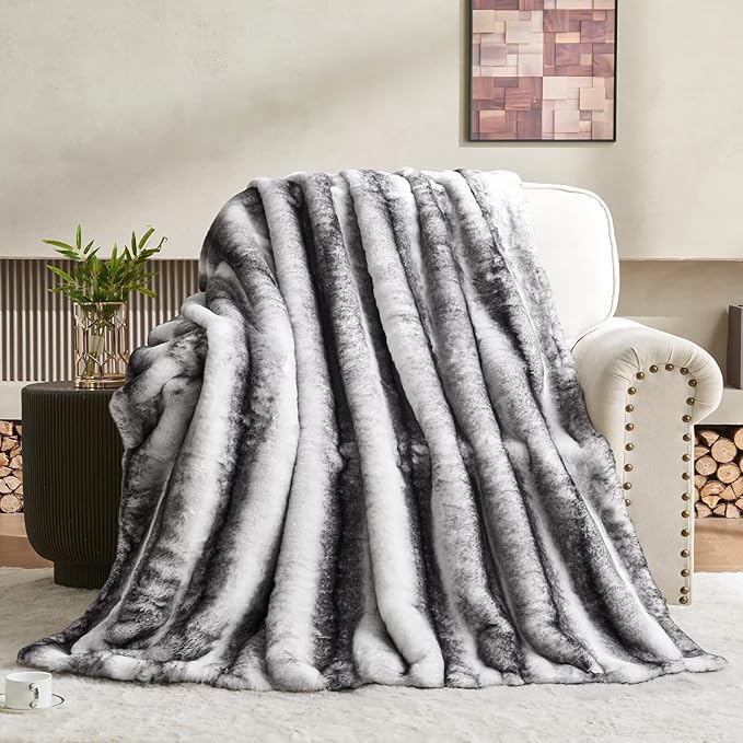 Luxury Faux Fur Blanket - Soft Warm Plush Blankets for Couch Sofa Bed, Fluffy Thick Throws for Bedroom, Office, Living Room, Decorative Reversible, Not Easy to shed - 60"x80", Black/White