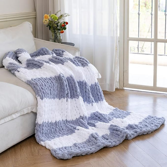 Chunky Knit Blanket - Luxury Soft Cozy 60 * 80 Throw Blanket,100% Woven Blanket Rope Knot Throw Blanket for Couch, Sofa, Home Decor, Gift - Machine Washable(White/Light Gray)