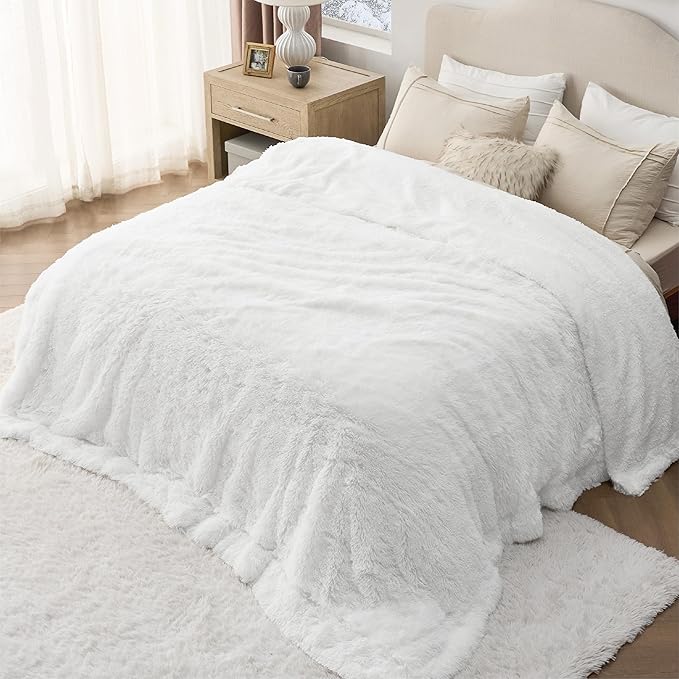 Bedsure GentleSoft Fluffy White Blankets Queen Size for Bed, Thick Sherpa Faux Fur Fleece Fuzzy Plush Winter Warm Heavy Soft Queen Blankets, Bedroom Decor White Gifts Cozy Gifts for Women Men, 90x90