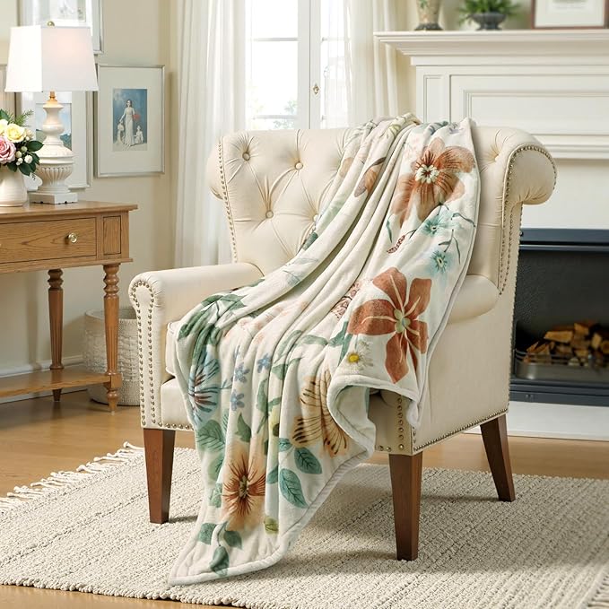 Lahome Floral Beige Soft Throw Blanket for Bed,Spring Botanical Aesthetic Blankets for Women Cute, Thick Warm Cozy Throws for Girls Sofa Chair Home Decor, Beige 50''x60''