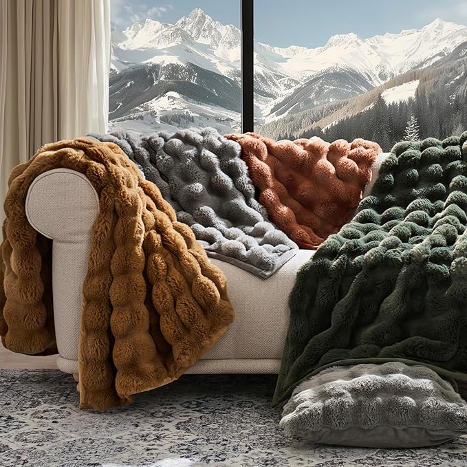 EVERGRACE Ultra Soft Luxury Fluffy Ridgeline Faux Rabbit Fur Throw Blanket, Thick Warm Bubble Throw for Bed, Cozy Plush Reversible Blankets for Couch, Chair, Sofa, Grey, 50x60 Inches, 870 GSM