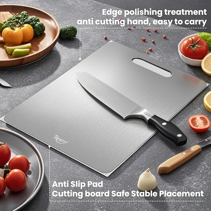 Titanium Cutting Board -100% Pure Titanium Cutting Boards For Kitche,Easy to clean, Double-sided food-grade Cutting Board For Meats, Fruits And Vegetables (15 * 11)
