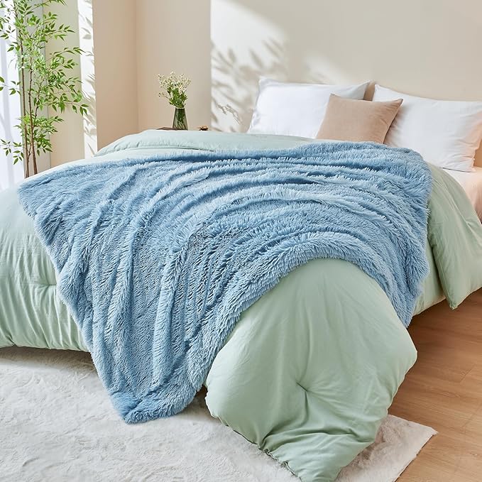 GONAAP Fuzzy Faux Fur Throw Blanket Twin Size Light Blue Super Soft Cozy Plush Fuzzy Shaggy Blanket for Couch Sofa Bed (Light Blue, Twin(60"x80"))