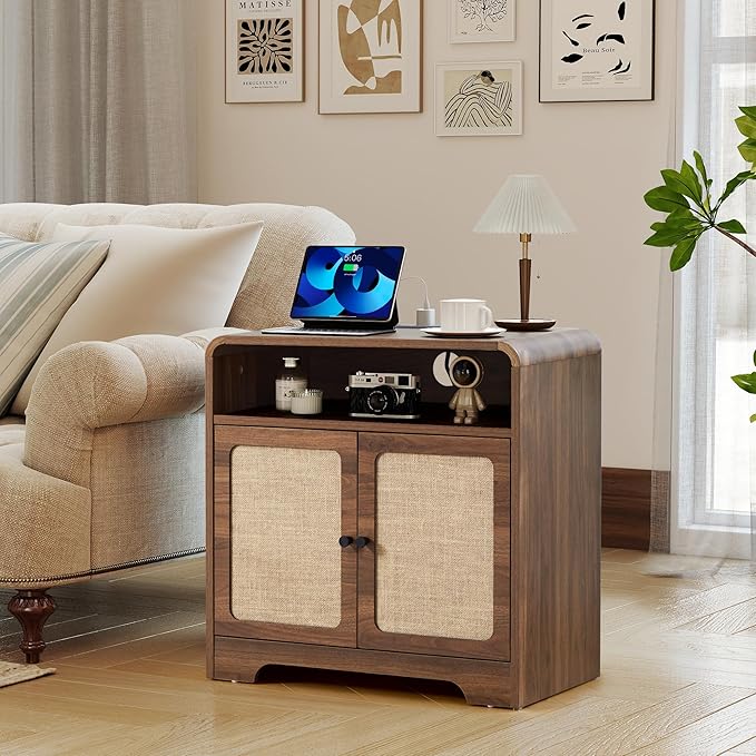 24" Large Side Table with Charging Station, Mid Century Modern End Table with USB/Type-C Ports, Curved Wood Nightstand with Storage & Natural Linen, Couch Side Table for Living Room Bedroom, Walnut