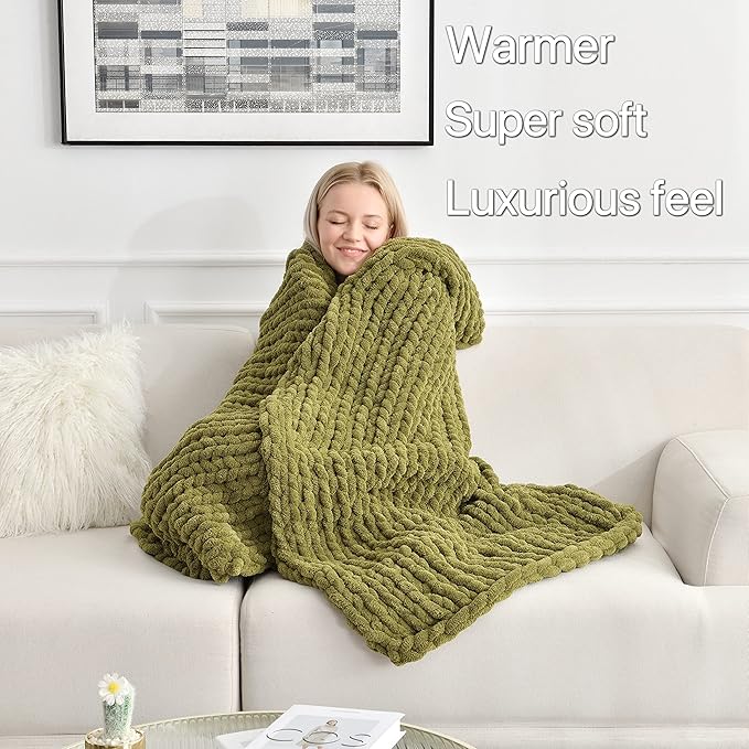 Maetoow Tighter Version Chenille Chunky Knit Blanket Throw 60×80 Inch, Handmade Warm & Cozy Blanket Couch, Bed, Home Decor, Soft Fleece Banket, Boho Thick Blankets and Giant Yarn Throws,Olive Green