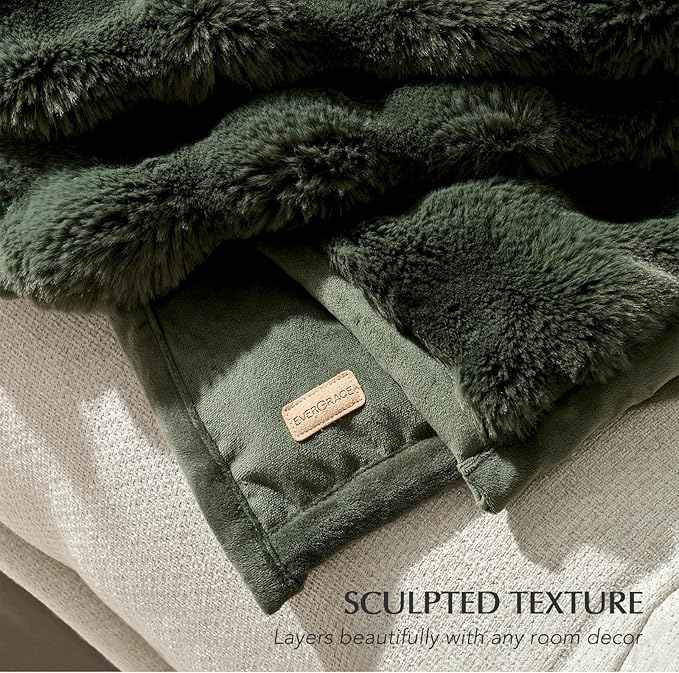 EVERGRACE Ultra Soft Luxury Fluffy Ridgeline Faux Rabbit Fur Throw Blanket, Thick Warm Bubble Throw for Bed, Cozy Plush Reversible Blankets for Couch, Chair, Sofa, Green, 50x60 Inches, 870 GSM