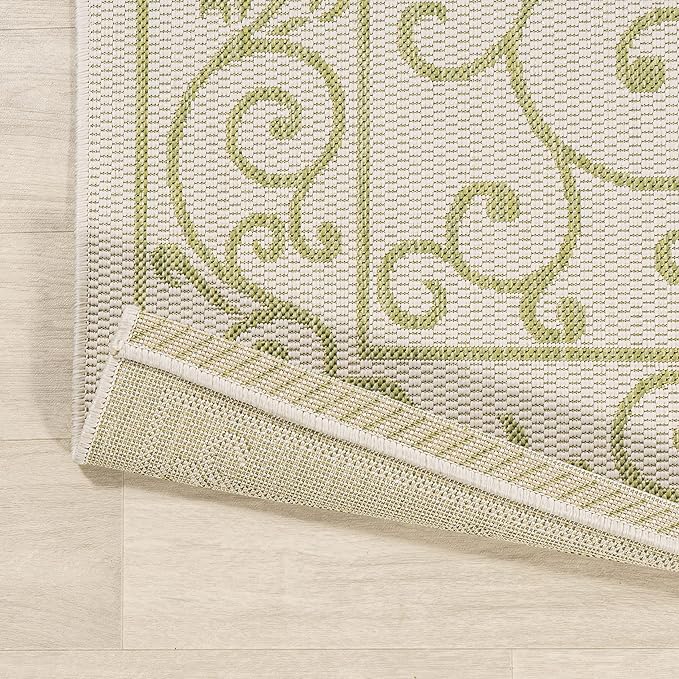 JONATHAN Y Vintage Filigree Indoor Outdoor Runner Rug 2X8 Cream/Green, Charleston Textured Weave for Backyard, Patio, Porch, Easy-Cleaning, High Traffic, Pet-Friendly, Non-Shedding (SMB106I-28)