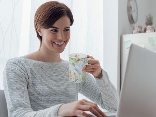 Lightahead Elegant Bone China Two Coffee Mugs Set in Floral Design 10.8 oz Each Cup in Attractive Gift Box