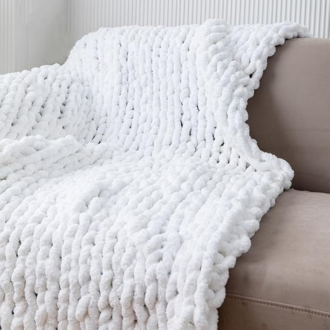 Chunky Knit Blanket Throw 40"×40", Hand Knitted Warm Chenille Throw Blanket, Home Decor Soft Thick Yarn Cable Knit Blanket, Soft Breathable Fleece Banket Christmas for Couch Bed Sofa Best Gift (White)