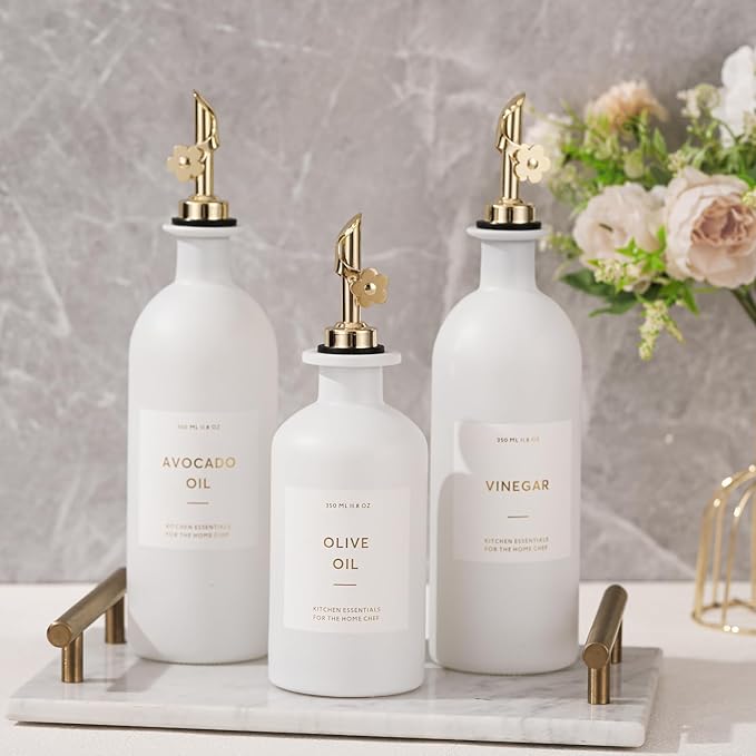 HOMCDALY Olive Oil Dispenser for Kitchen, 16oz Glass Oil Bottles with Bamboo Tray, Gold Oil&Vinegar Cruet Set, Kitchen Dispenser Bottles with Pourer | Set of 2 (16oz – Gold)