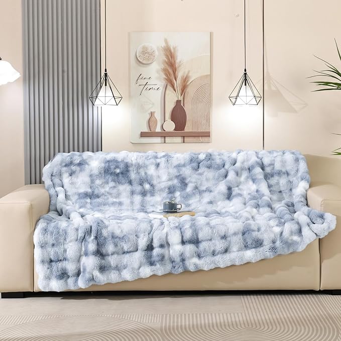 Latepis Faux Fur Throw Blanket for Couch, Soft Luxury Faux Fur Bubble Blanket for Sofa and Bedroom, Plush Thick Warm Cozy Fluffy Blanket for All Seasons, 50” x 60”, Tie-dye Blue