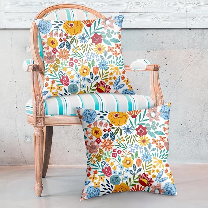 2 Pack Retro Cute Wildflowers Decor Throw Pillow Covers, 18x18 Pillow Cover, Decorative Couch Pillow Covers Flower Decor Pillowcase for Sofa Cushion Sofa Home Bedroom Chair Office Car Seat Living Room