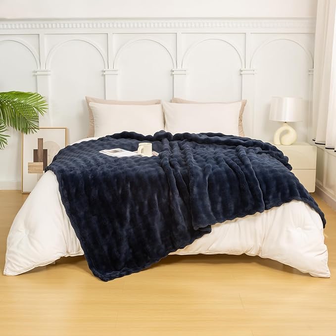 YUSOKI Luxury 3D Bubble Throw Blanket 3.1lb,All Ages,Home Decoration, (Navy,60 * 80inches)