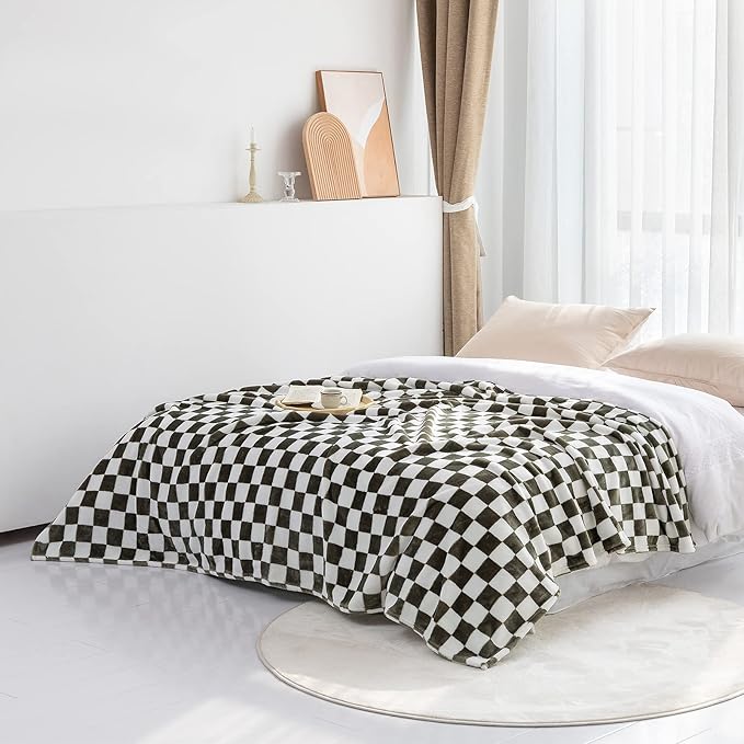 LOMAO Throw Blankets Flannel Blanket with Checkerboard Grid Pattern Soft Throw Blanket for Couch, Bed, Sofa Luxurious Warm and Cozy for All Seasons (Dark Olive, 60"x80")