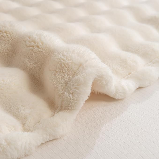 YUSOKI Luxury 3D Bubble Throw Blanket 3.1lb,All Ages,Home Decoration, (Ivory,60 * 80inches)