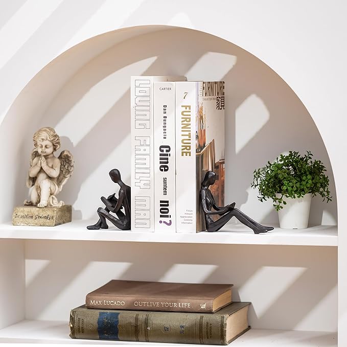 Sziqiqi Book Ends for Shelves Decorative - Cast Iron Bookends for Books Reading Couple Bookshelf Decorative Objects Metal Modern Statue Sculpture Gift for Readers Book Lovers Nerd