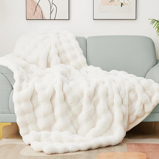 Latepis Beige Twin Bubble Cozy Faux Fur Blankets for Bed Thick Fuzzy Blanket for Couch Sofa Bedroom Warm Plush Blankets for All Seasons Ideal Gifts Luxury Throw Blanket 60x80 Inch, 860gsm