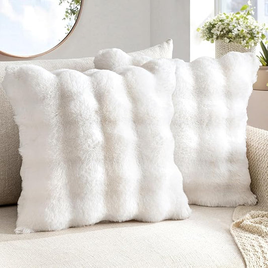 MIULEE Pack of 2 Decorative Pillow Covers Thick Soft Plush Faux Fur Throw Pillows Christmas Luxury Home Decor for Winter Holiday Couch Bedroom Living Room Sofa,18x18 Inch White