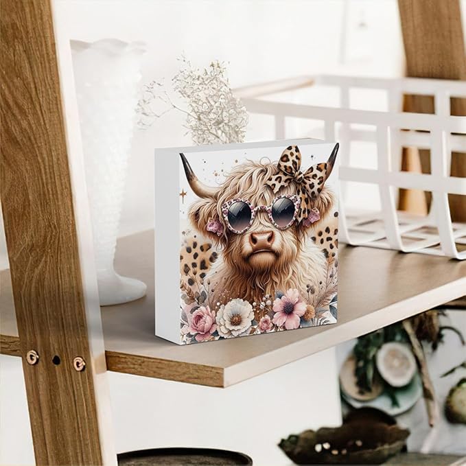Highland Cow Decor, Highland Cow Gifts for women, Cow With Leopard Bow, Highland Cow Nursery Decor, Wooden Box Decor Sign for Home Farmhouse Office Living Room Table Shelf