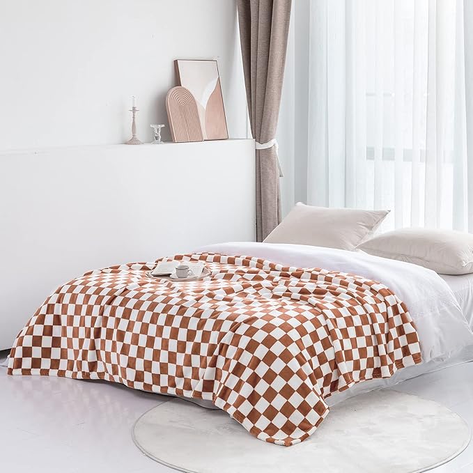 LOMAO Throw Blankets Flannel Blanket with Checkerboard Grid Pattern Soft Throw Blanket for Couch, Bed, Sofa Luxurious Warm and Cozy for All Seasons (Maple Brown, 90"x110")