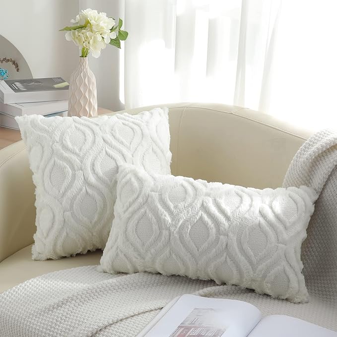 decorUhome Throw Pillow Covers 18x18 Inch Set of 2, Soft Plush Decorative Faux Fur Cream Beige Solid Couch Pillow Covers, Accent Farmhouse Neutral Square Euro Pillow Cases for Sofa Bed Living Room