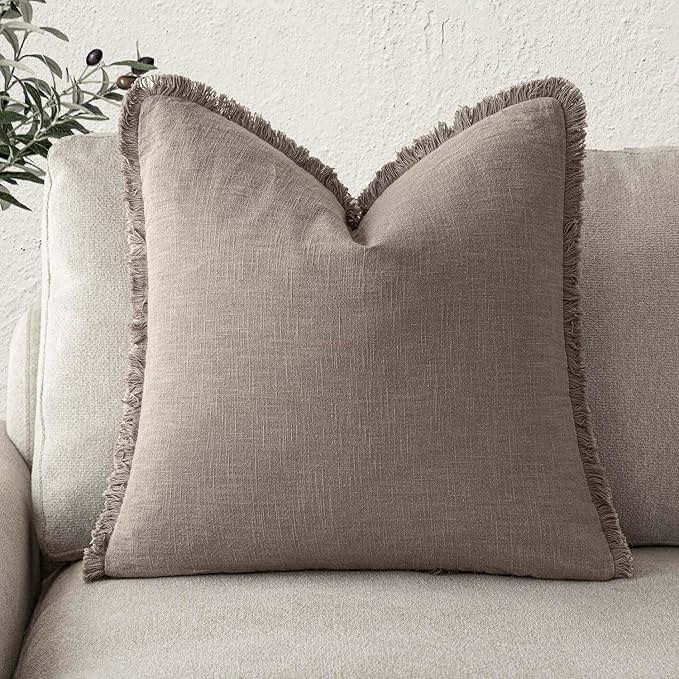 Foindtower Decorative Linen Fringe Throw Pillow Covers Cozy Boho Farmhouse Cushion Cover with Tassels Soft Accent Pillowcase for Chair Sofa Bed Living Room Home Decor, 22×22 Inch,1PC,Brown Tan