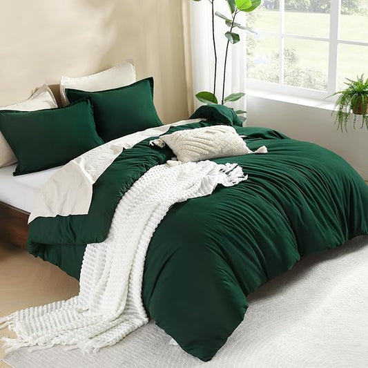 Litanika Comforters Emerald Green Oversized King Size, 3 Pieces Lightweight Solid Bedding Comforter Set, All Season Fluffy Bed Set (120x98In Comforter & 2 Pillowcases)