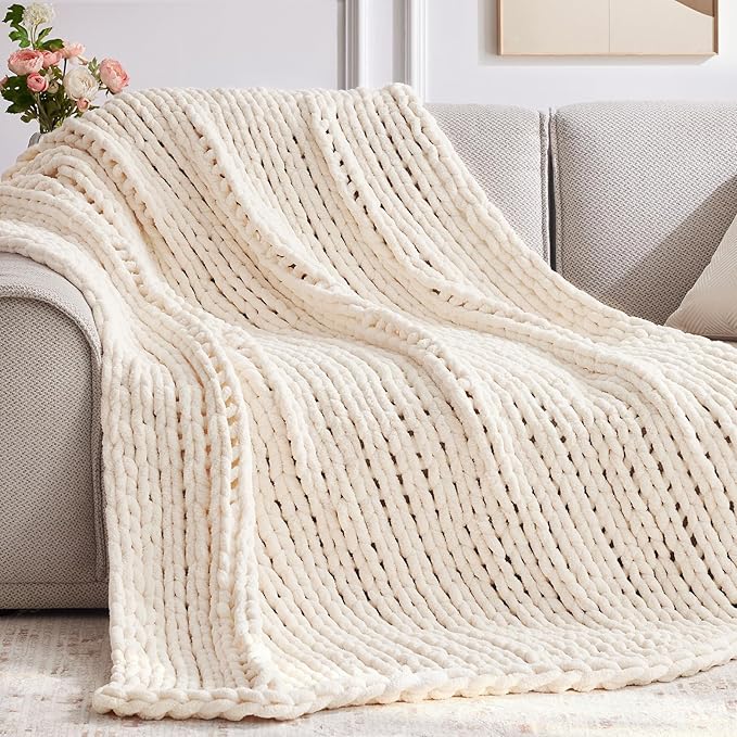 Chunky Knit Throw Blanket, 40''*50'' Knitted Throw Chenille Yarn for Bed Couch, Handmade Cream Crochet Big Thick Blanket, Machine Washable Cute Comfy Blanket for Home Decor