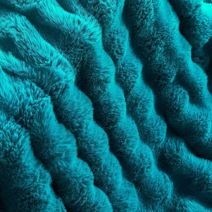 Lotus Karen Faux Fur Throw Blanket Teal - Big Bubble Rabbit Fluff Blanket for Couch Bed Sofa,Softest Fluffy Fuzzy Cozy Blanket,Thick Furry Plush Shaggy Warm Blankets for Women,108x90 Inches