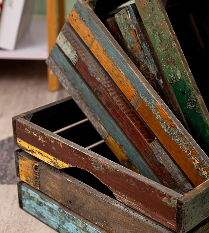 TIMRIS Set of 3 Rustic Distressed Wood Nesting Crates, Farmhouse Decorative Wooden Storage Boxes, Large Vintage Reclaimed Wood Baskets for Display (Random)
