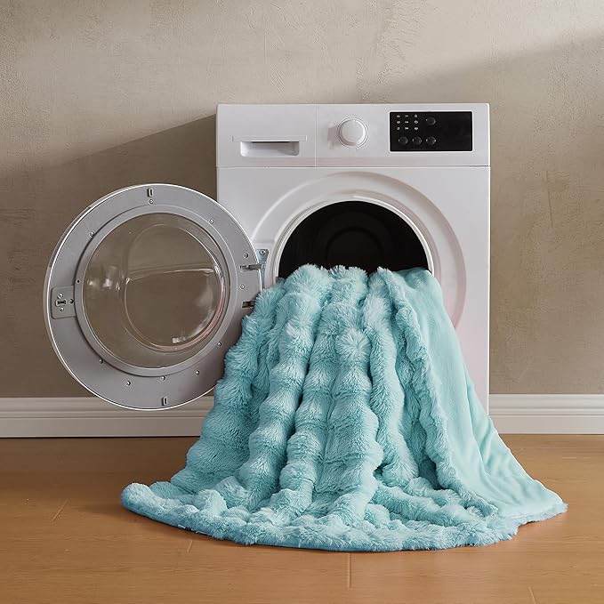JELLYMONI Faux Fur Throw Blanket, Blue Cozy Plush Bubble Bed Blanket, Thick and Warm, King (108" x 90")