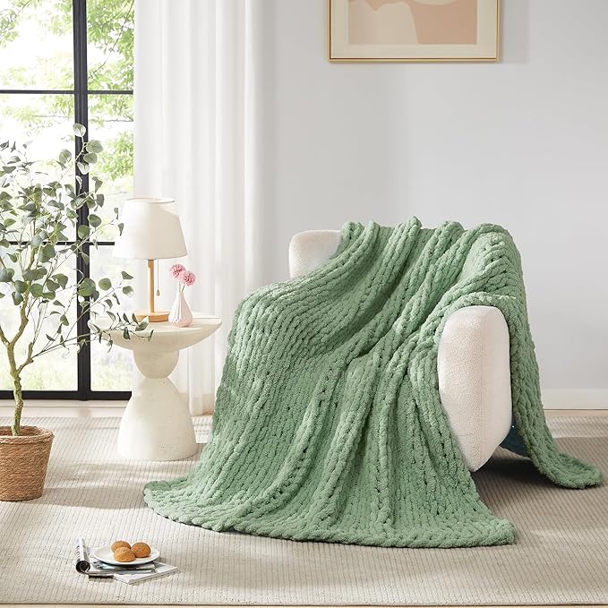 L'AGRATY Chunky Knit Blanket Throw - Soft Chunky Throw Blanket 50x60: 100% Hand Kintted Chenile Crochet Throw Blanket for Couch - Large Cable Knit Chunky Blanket for Home Decor(Sage Green)