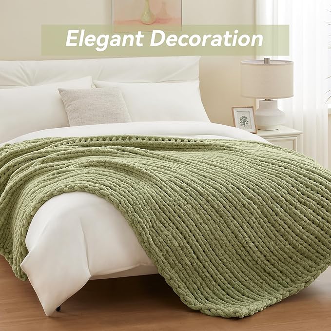 Chunky Knit Throw Blanket, 40''*50'' Knitted Throw Chenille Yarn for Bed Couch, Handmade Light Green Crochet Big Thick Blanket, Machine Washable Cute Comfy Blanket for Home Decor