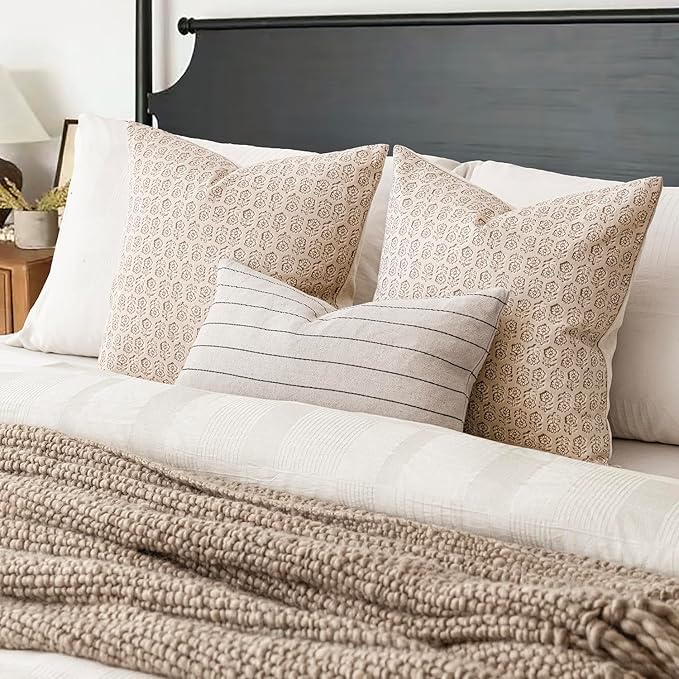 Foindtower Set of 2 Decorative Vintage Floral Print Throw Pillow Covers Neutral Modern Farmhouse Cushion Covers Boho Home Decor for Sofa Couch Chair Bedroom Living Room,20×20 Inch,Ivory Beige