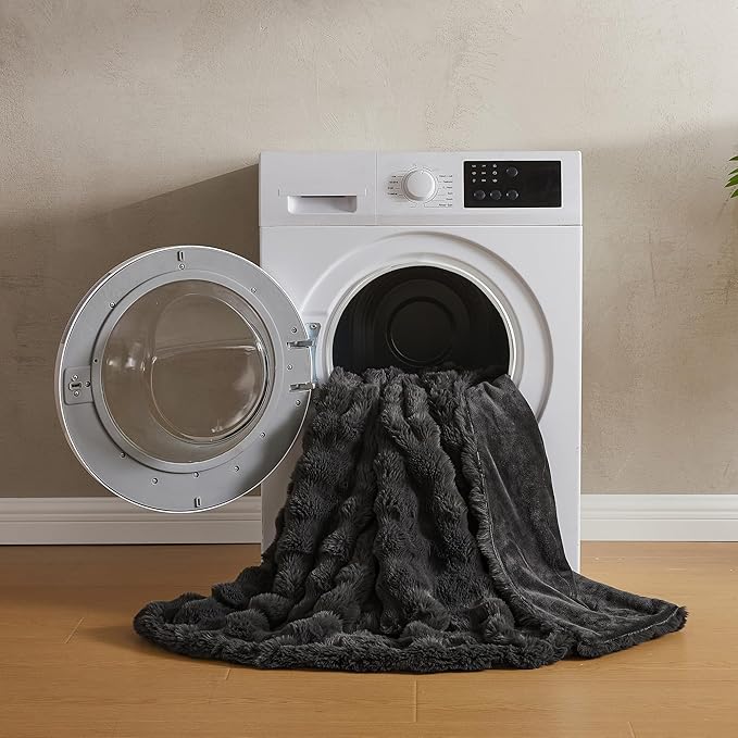 JELLYMONI Faux Fur Throw Blanket, Dark Grey Cozy Plush Bubble Bed Blanket, Thick and Warm, Queen (90" x 90")