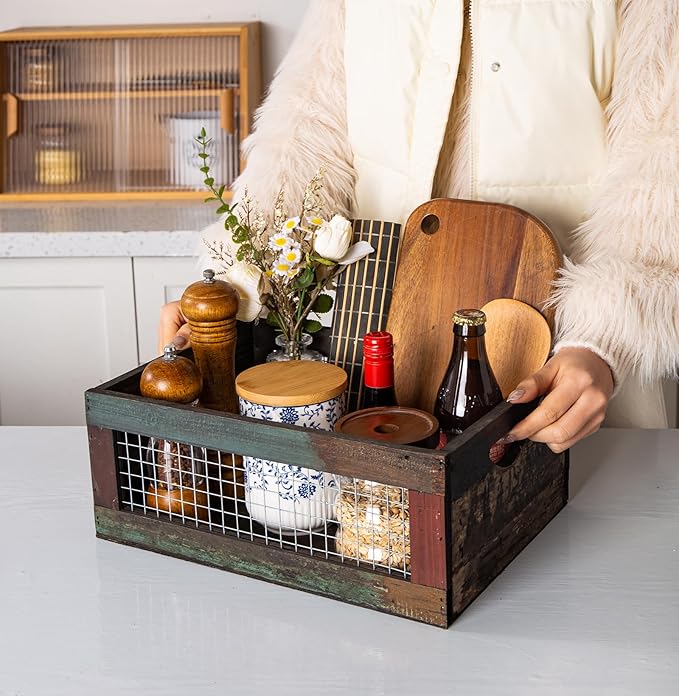 TIMRIS Set of 3 Rustic Wood Nesting Crates, Farmhouse Distressed Wooden Storage Boxes, Decorative Reclaimed Wood Organizer Baskets with Wire Mesh (Random)