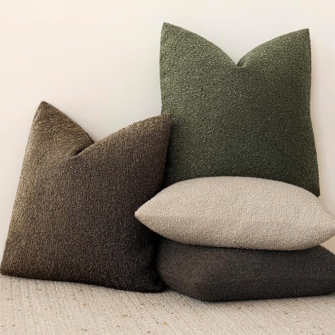 Foindtower Pack of 2 Textured Boucle Throw Pillow Covers Accent Solid Decorative Pillow Cases Cozy Woven Couch Cushion Case for Sofa Bedroom Living Room Home Decor 20x20 Inch Chocolate