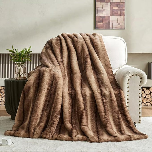 Luxury Faux Fur Blanket - Soft Warm Plush Blankets for Couch Sofa Bed, Fluffy Thick Throws for Bedroom, Office, Living Room, Decorative Reversible, Not Easy to shed - 60"x80", Brown
