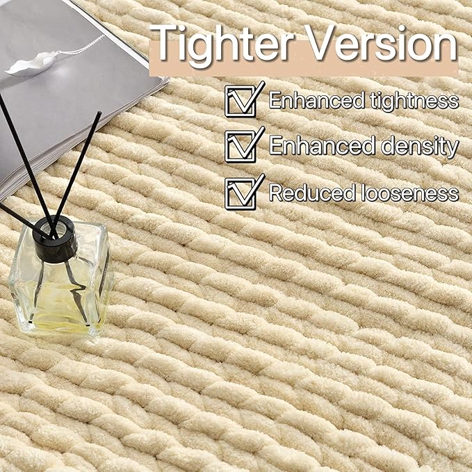 Maetoow Tighter Version Chenille Chunky Knit Blanket Throw （40×50 Inch）, Handmade Warm & Cozy Blanket Couch, Bed, Home Decor, Soft Fleece Banket, Boho Thick Blankets and Giant Yarn Throws，Beige