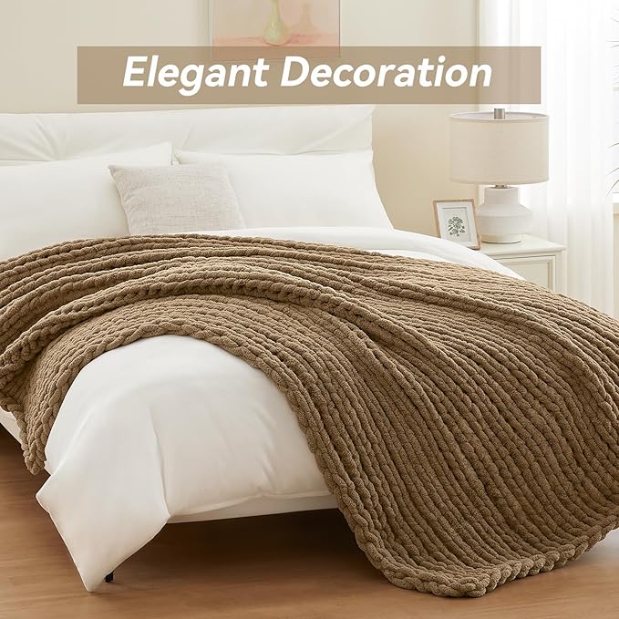 Chunky Knit Throw Blanket, 40''*50'' Knitted Throw Chenille Yarn for Bed Couch, Handmade Light Brown Crochet Big Thick Blanket, Machine Washable Cute Comfy Blanket for Home Decor