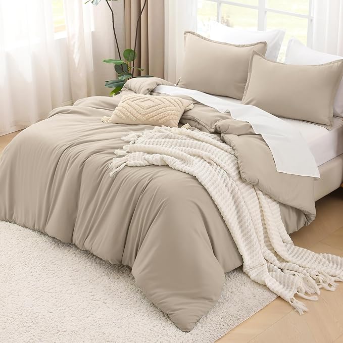 Litanika Khaki Comforter Set Full Size, 3 Pieces Solid Bedding Comforter Set, All Season Down Alternative Bed Set (79x90In Comforter & 2 Pillowcases)