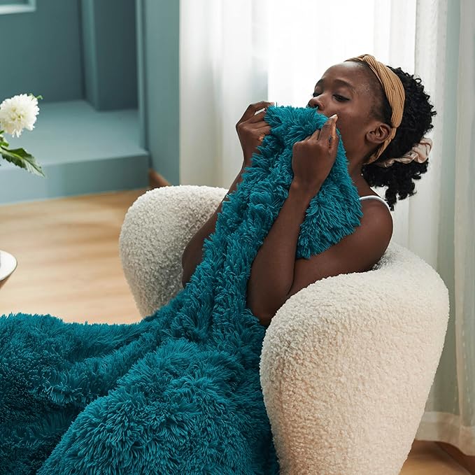 Bedsure GentleSoft Fluffy Turquoise Teal Blankets Queen Size for Bed, Thick Sherpa Faux Fur Fleece Fuzzy Plush Winter Warm Soft Full Queen Blankets, Bedroom Teal Decor Cozy Gifts for Women Men, 90x90