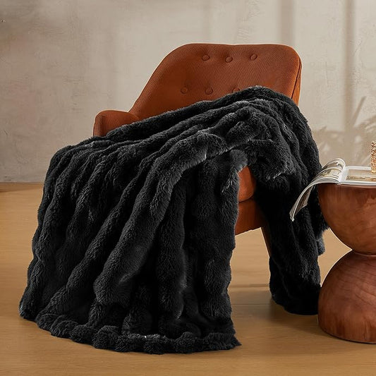 JELLYMONI Faux Fur Throw Blanket - Plush Black Cozy Blanket for Couch & Bed, Ultra-Soft Fuzzy Texture, Thick Warm Throw for All Seasons, 50"x60"